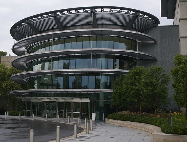 Exterior view of the Indianapolis Museum of Art