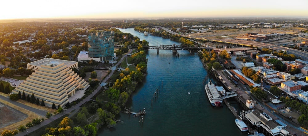 Sacramento River Walk