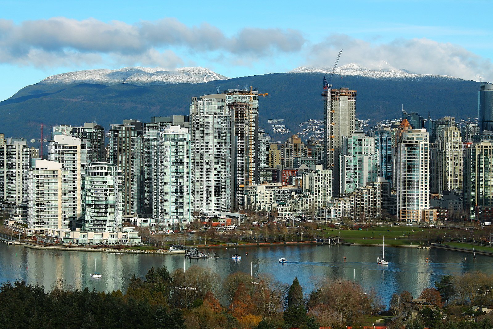 Skyline view with mountains behind in Yaletown, Vancouver
