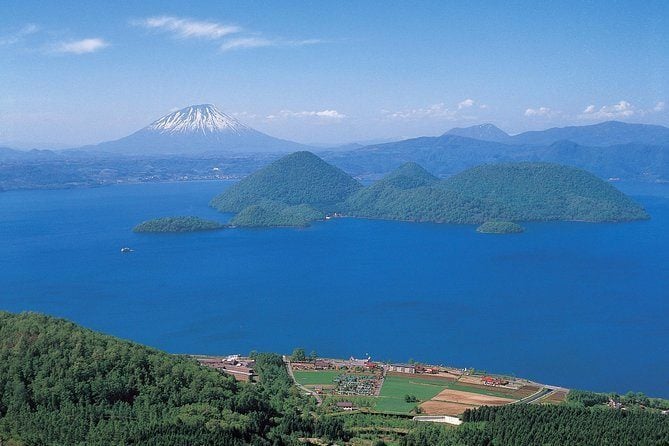 Explorer Hokkaido! Lake Shikotsu, Toya, and Mt Usu Tour