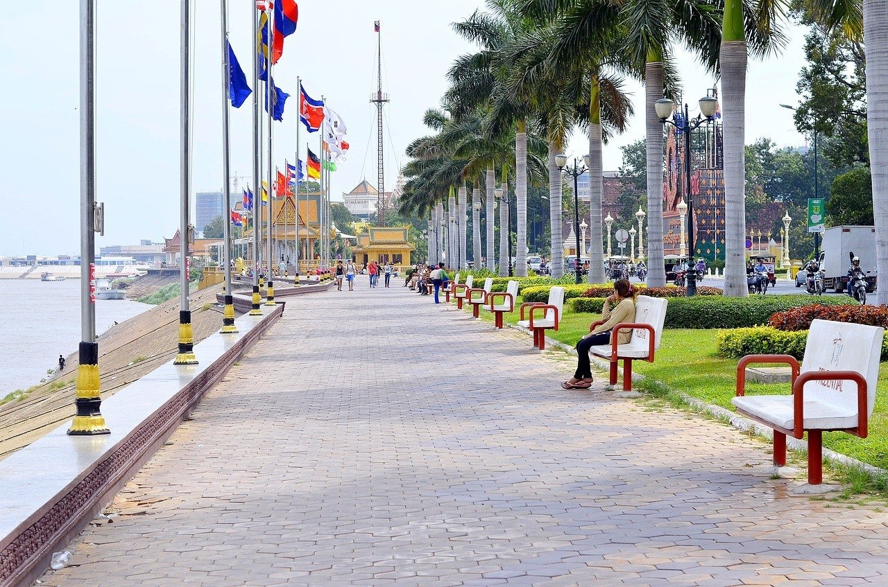 when to visit phnom penh