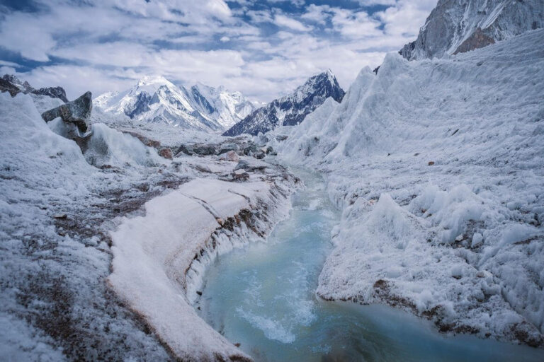 7 UNREAL Glaciers in Pakistan