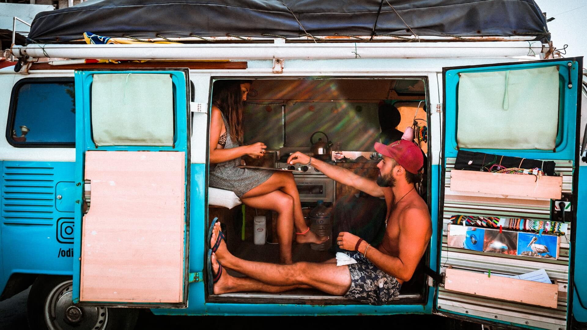 https://www.thebrokebackpacker.com/wp-content/uploads/2019/09/vanlife-couple-being-basic.jpg