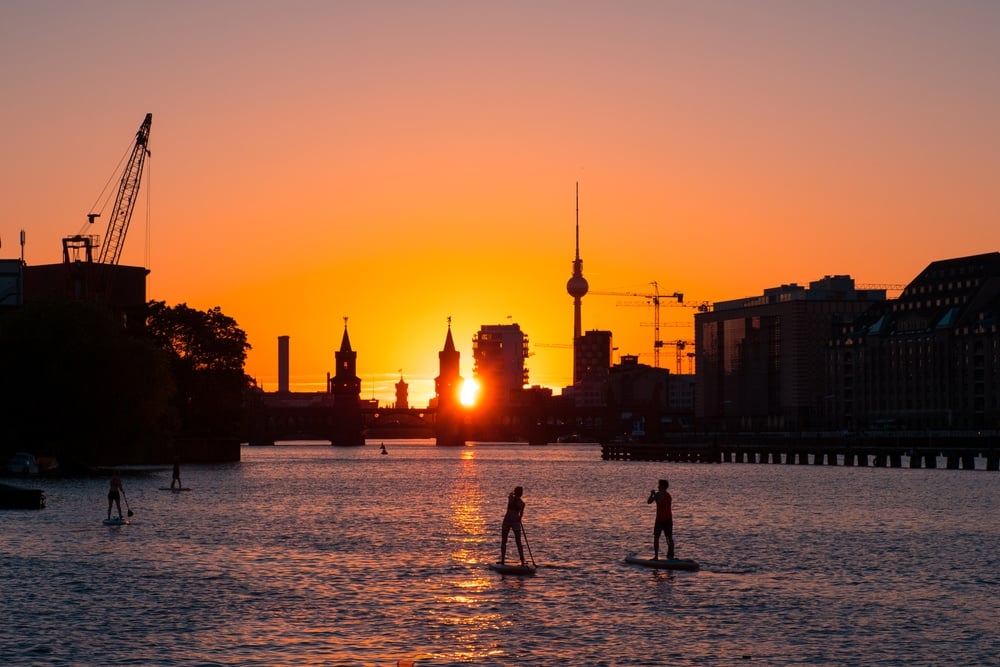 Experience paddling around Spree in Berlin.