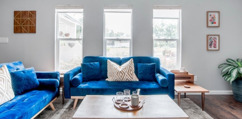 Charming Hideaway with blue couches, Orlando