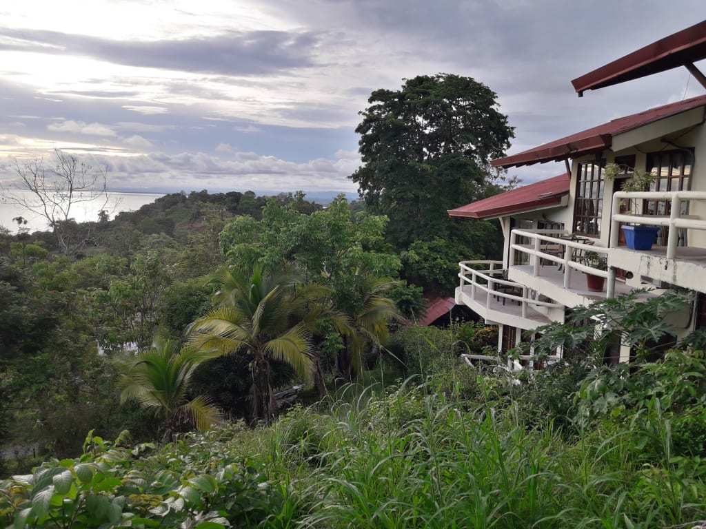 Hotel La Colina best hostels in Manuel Antonio