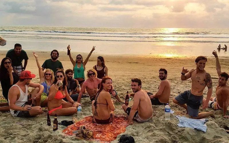 Iguana Surfers Lodge best hostels in Montanita