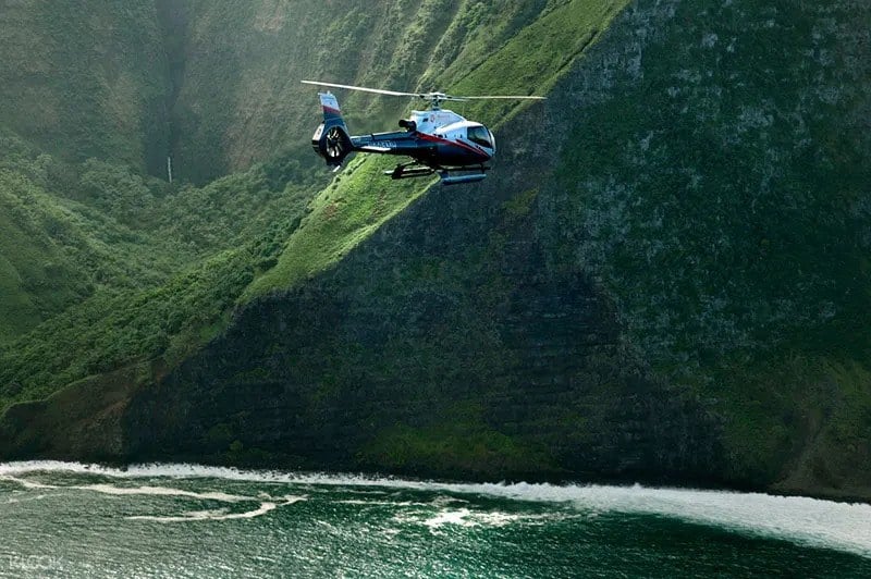 Helicopter tour in Maui