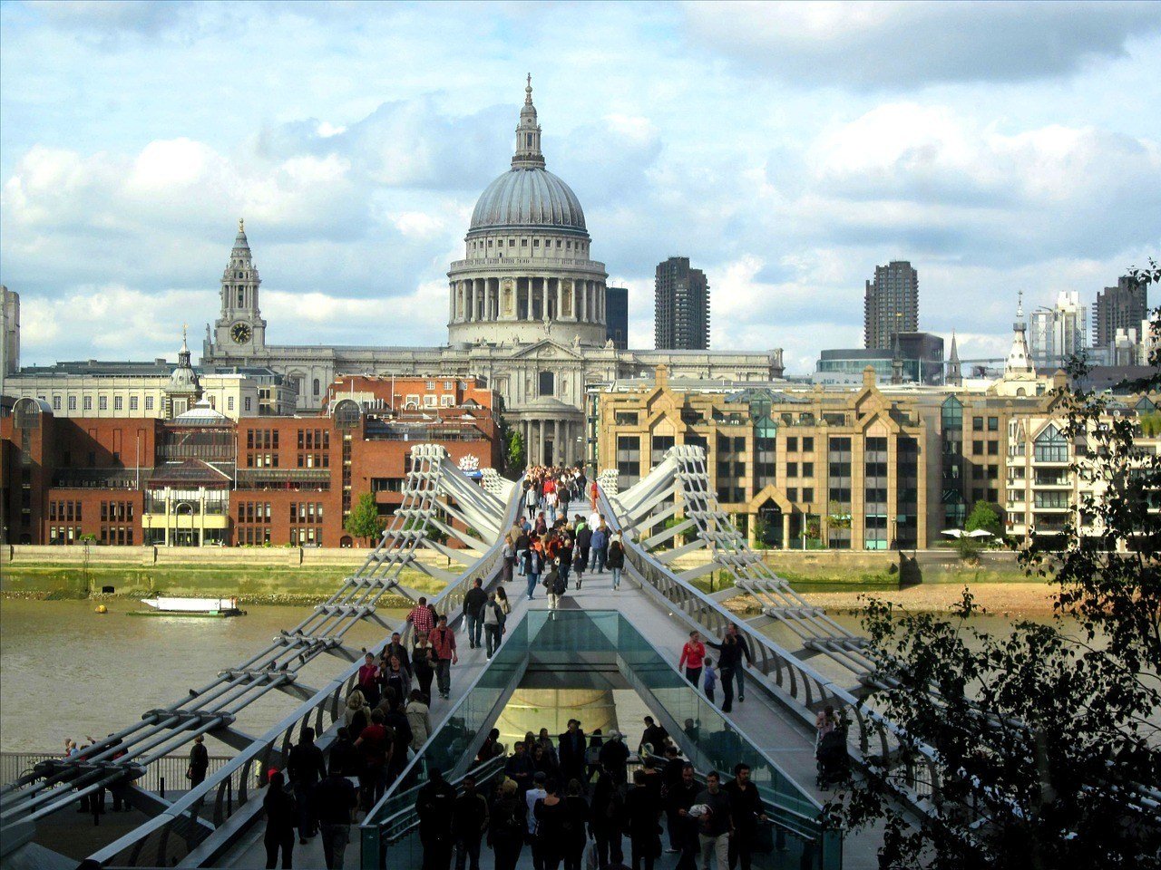 Millennium Bridge London