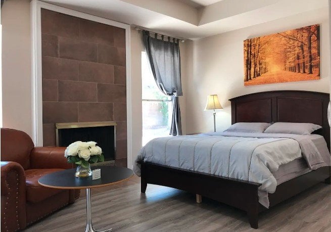 Neo Classical Meets Modern Suite, Las Vegas