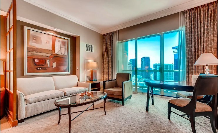 Penthouse directly on Vegas Strip, Las Vegas