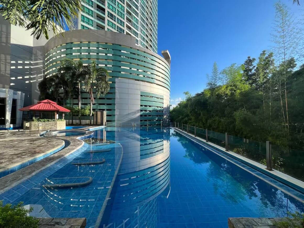 Forbes Park Apartment with Views