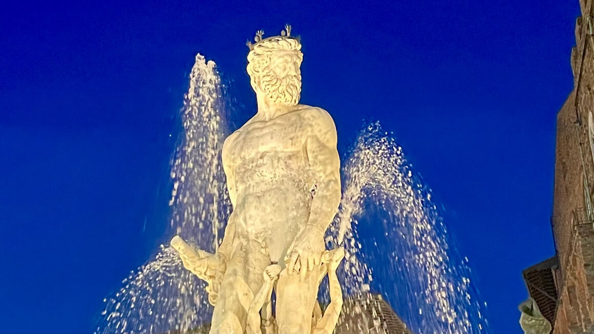 statute in florence, italy