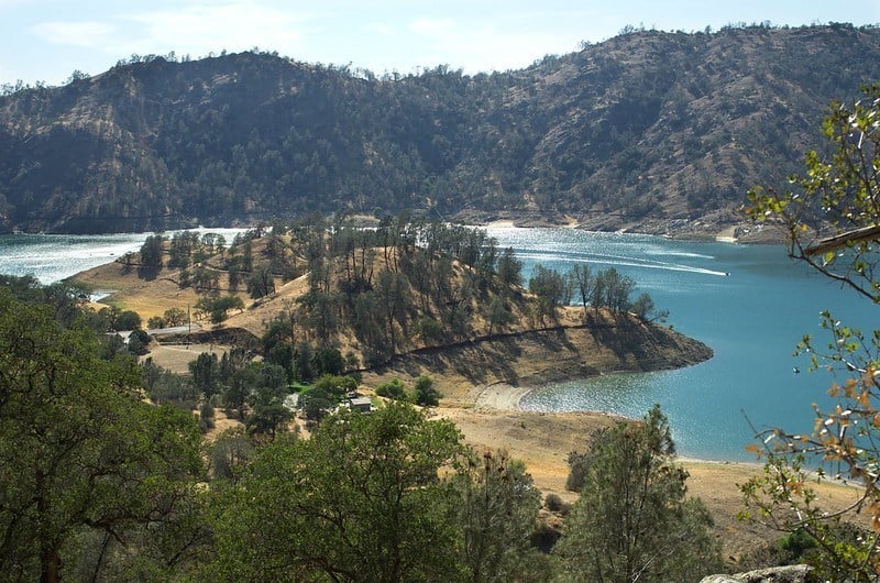 Enjoy the Peacefulness of Millerton Lake