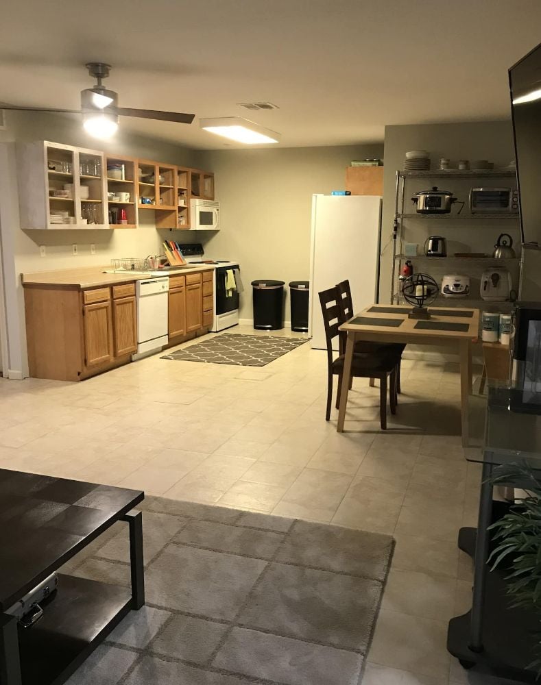 2 Bedroom Apartment with pool Phoenix