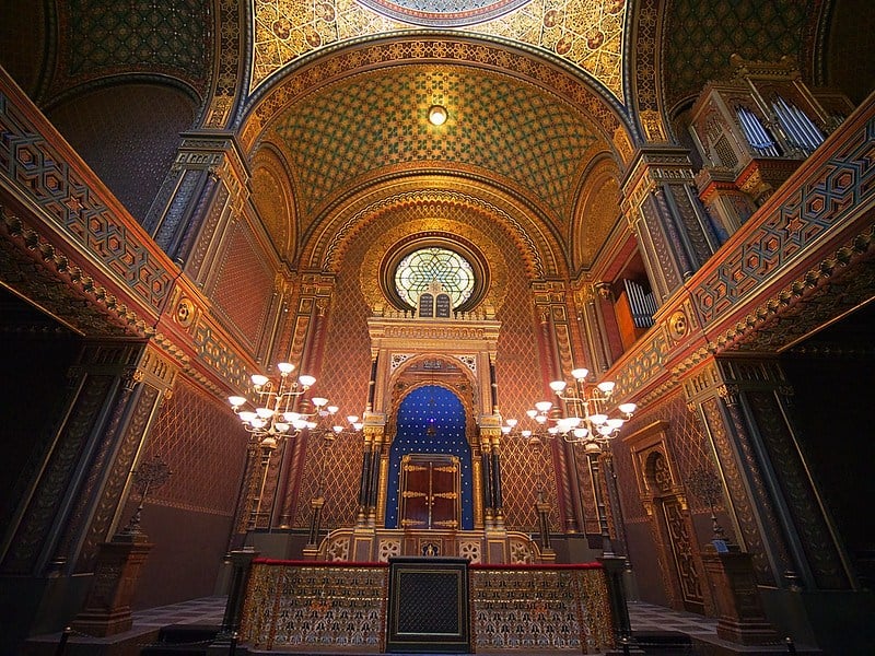 See the Spanish Synagogue