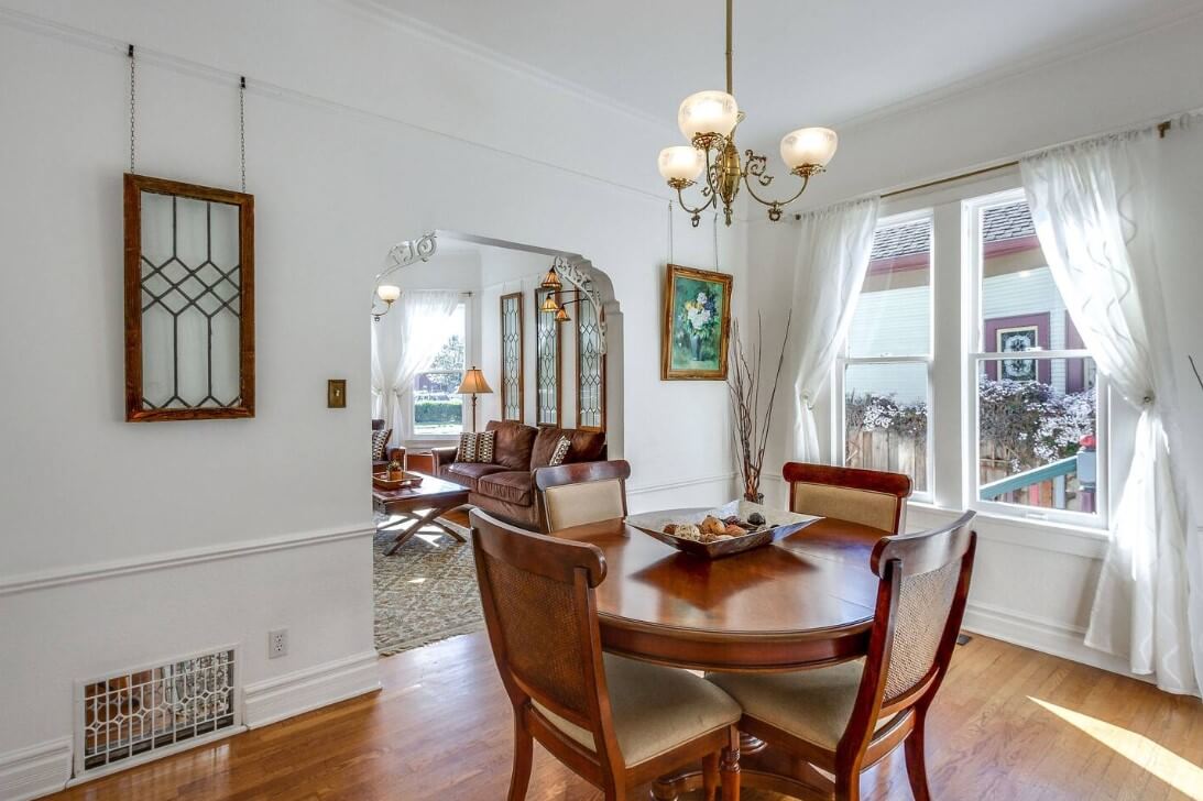 5- STAR AMAZING BRIGHT MODERN DOWNTOWN VICTORIAN