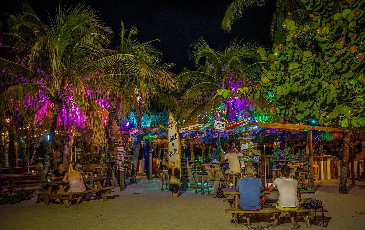 Go Dancing at Hemingway Curacao