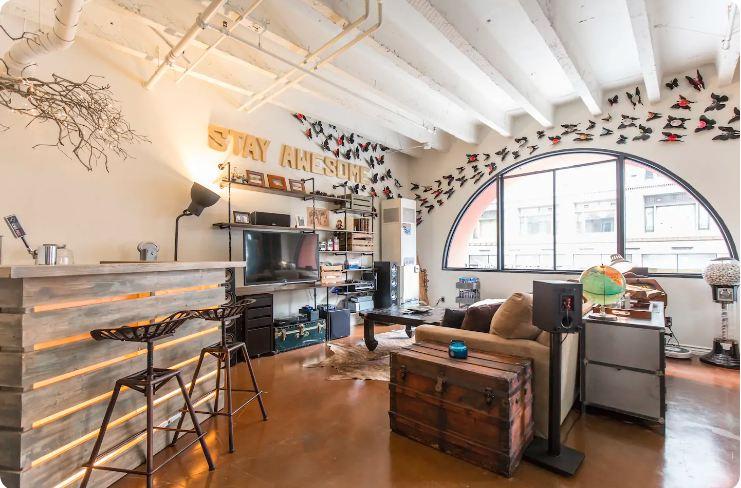 Hip Loft with Rooftop Hot Tub Los Angeles