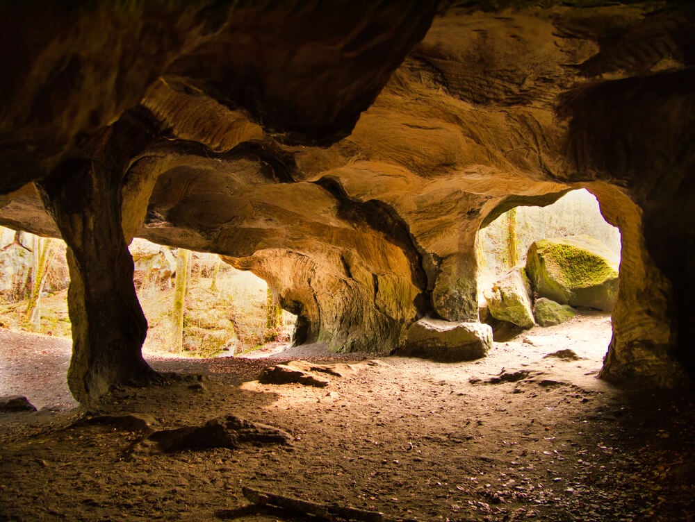 Hohllay Caves