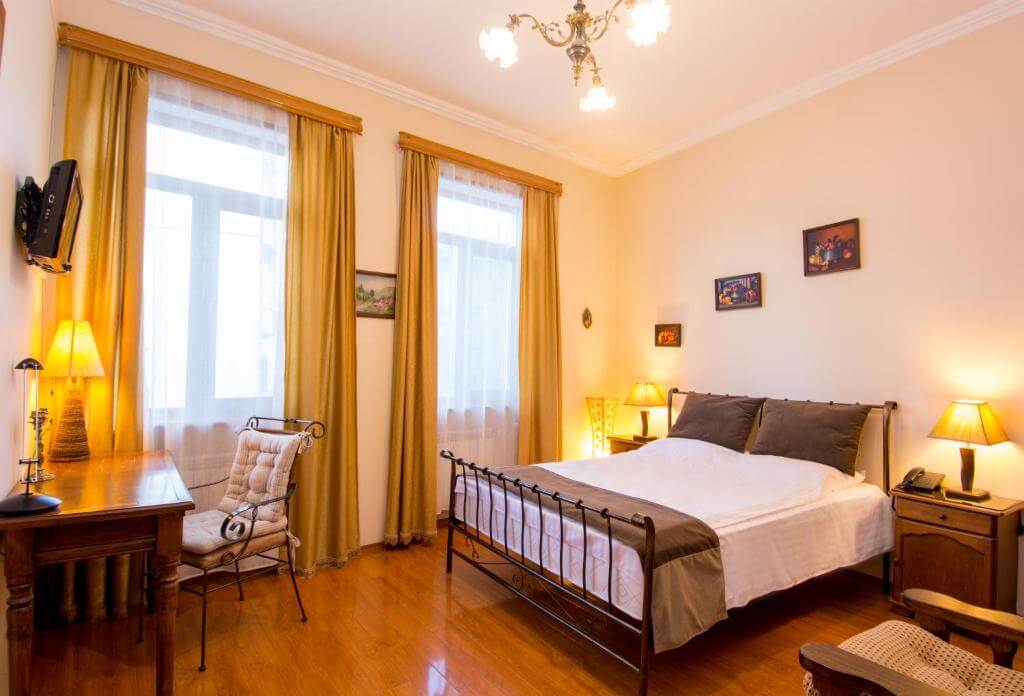 Hotel British House