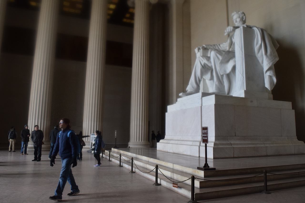 Marvel at the Lincoln Memorial Washington