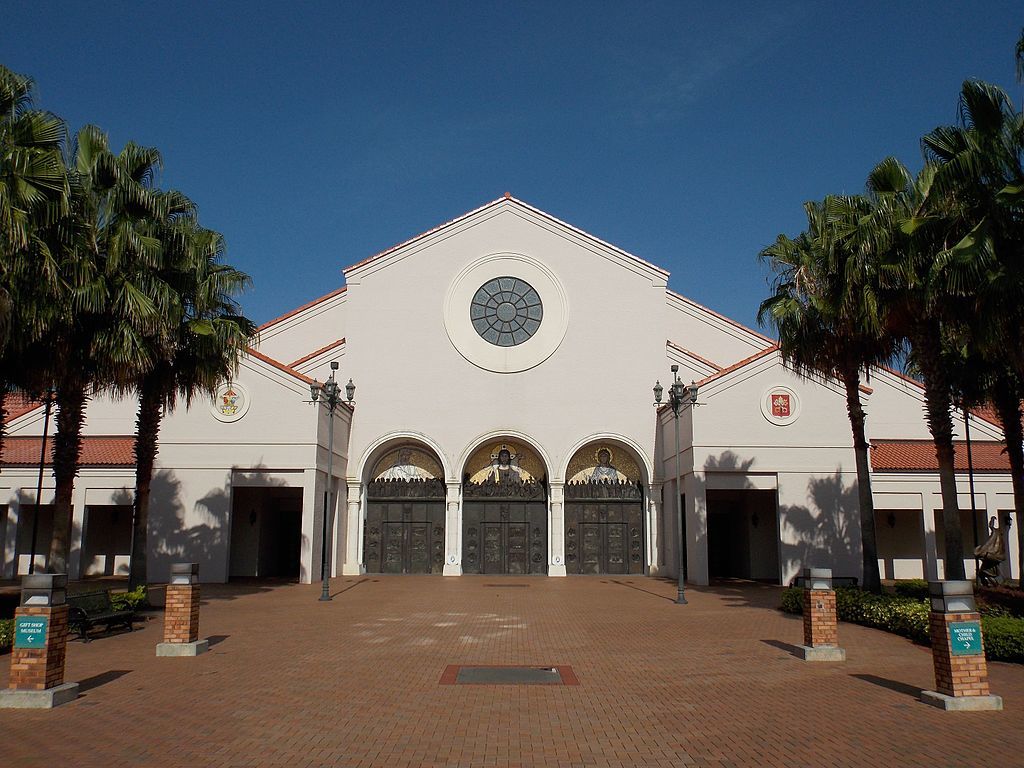 Basilica of the National Shrine of Mary, Queen of the Universe, Orlando