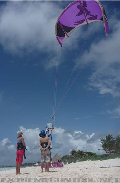 Kiteboarding in Tulum