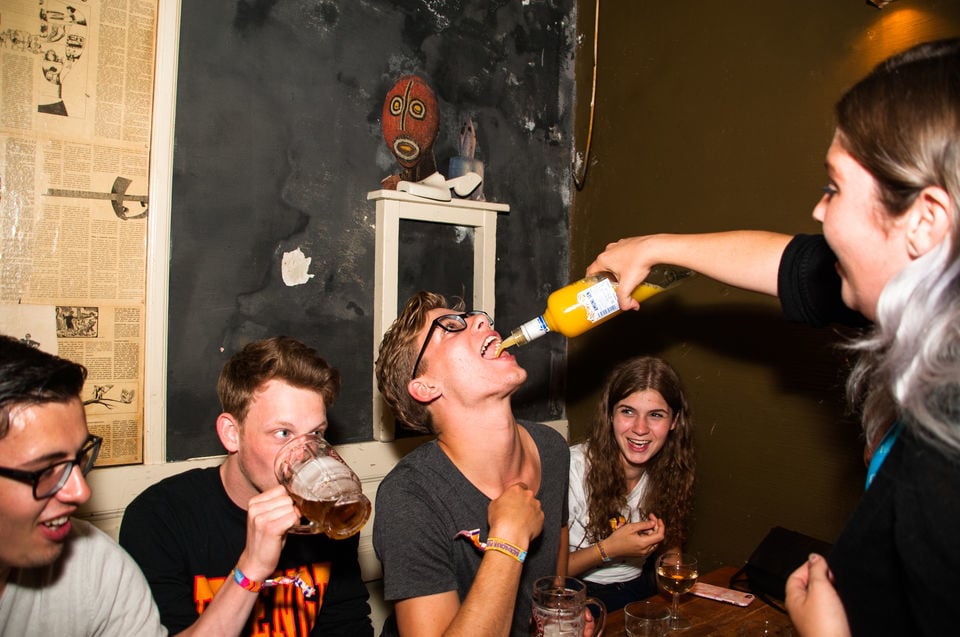 Tackle a Pub Crawl Through the City