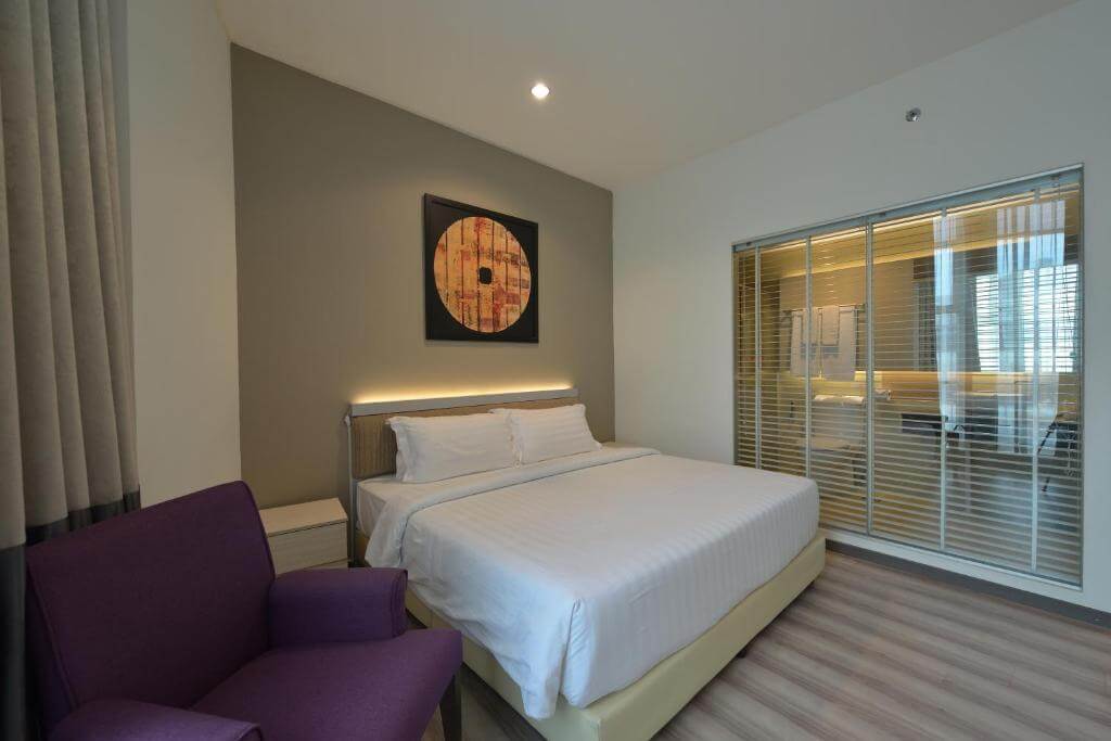 Abell Hotel