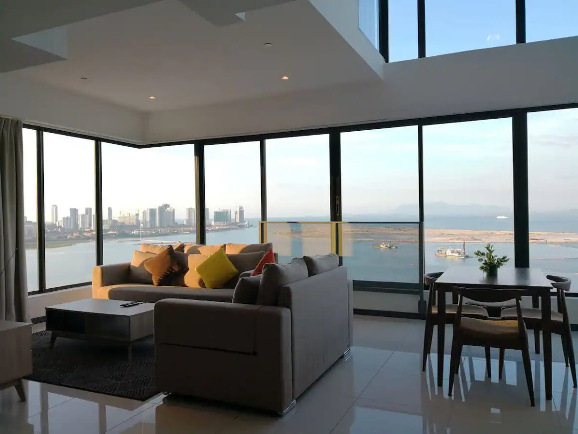 Apartment w/ Ocean Views