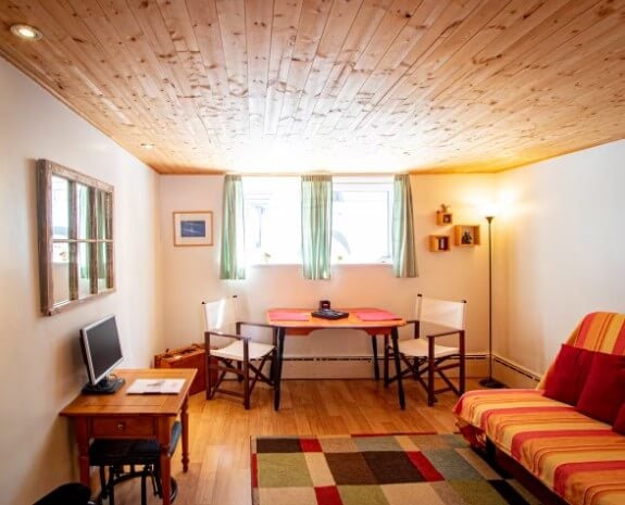 Charming Suite Apartment