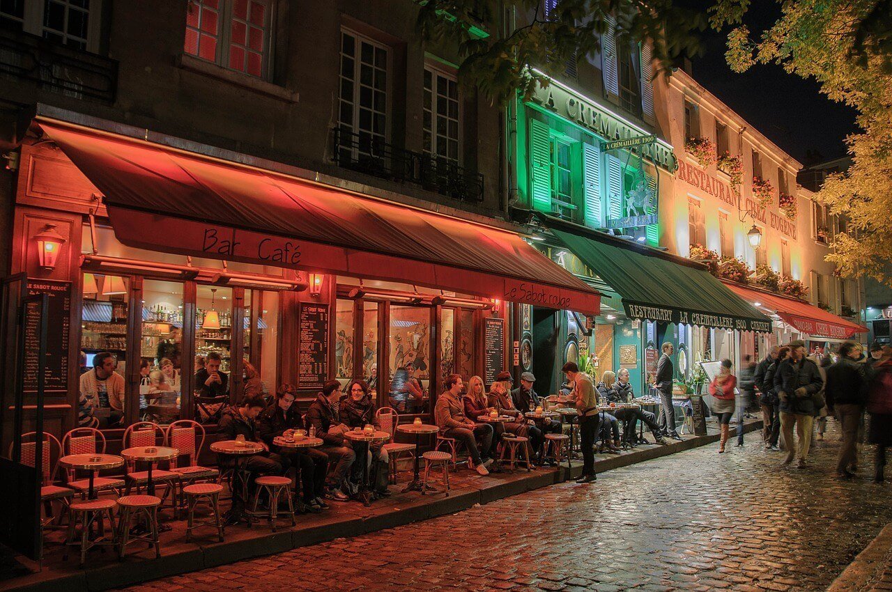 How Safe is France to Visit? (2022 Guide)