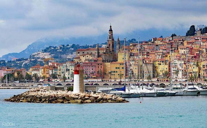 Menton Village