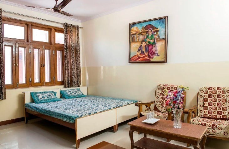 Room near Railway and bus station, Jaipur