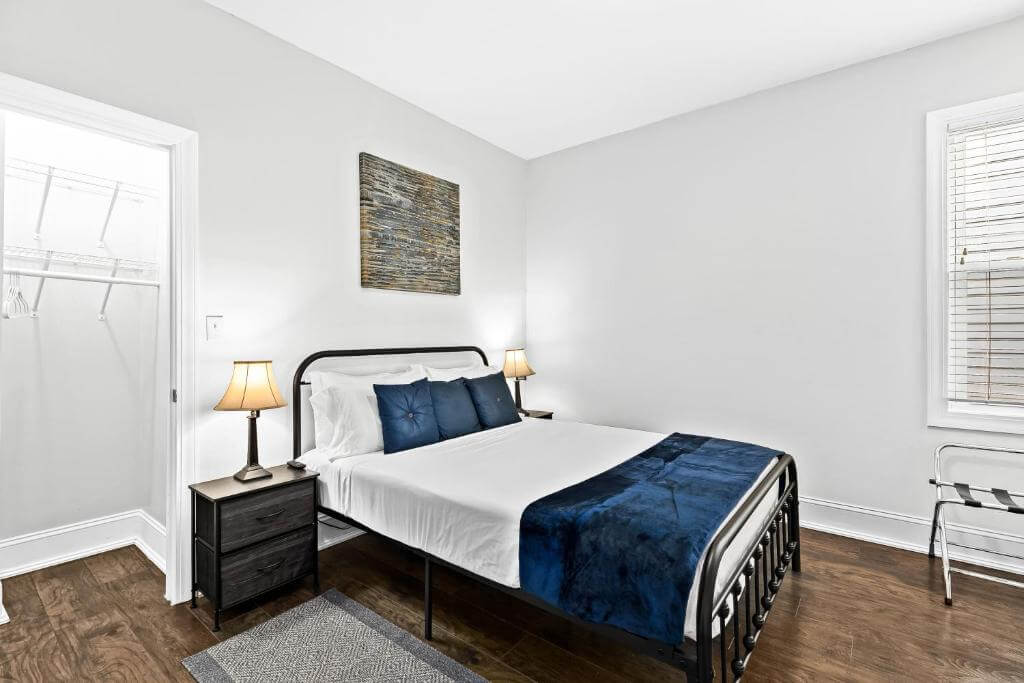 Two-Bedroom Townhouse detroit