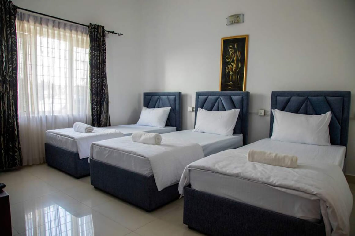 Funk Bunks - By The Lake, Kandy
