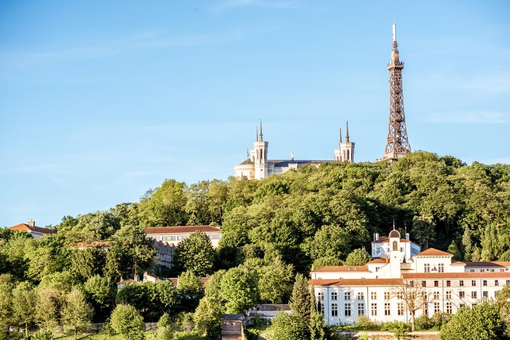 Take some snaps of the Metallic tower of Fourvière