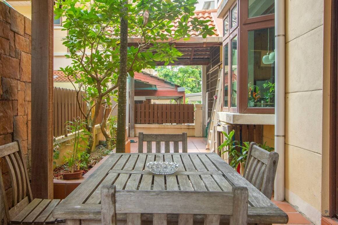Top Floor House Share