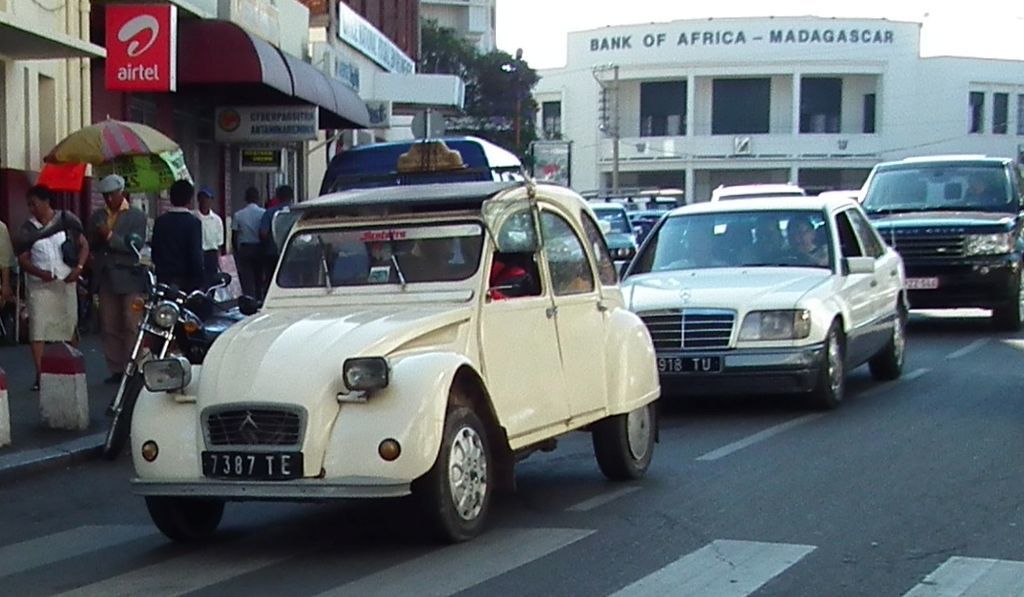 Are taxis safe in Madagascar?