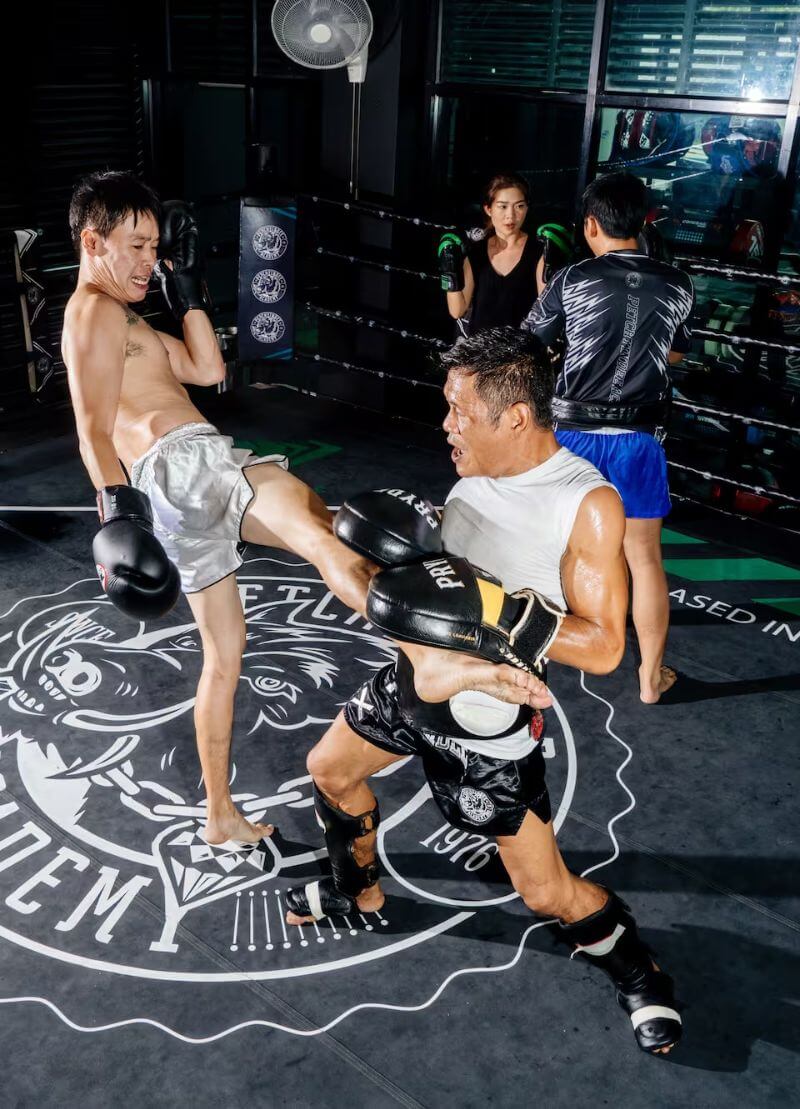Experience Muaythai Fighter Life and Food