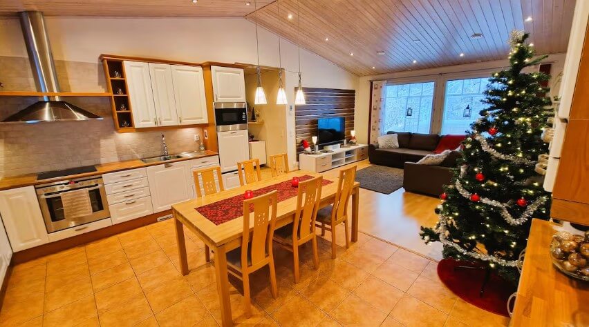 House at the Arctic Circle next to Santa Claus Rovaniemi