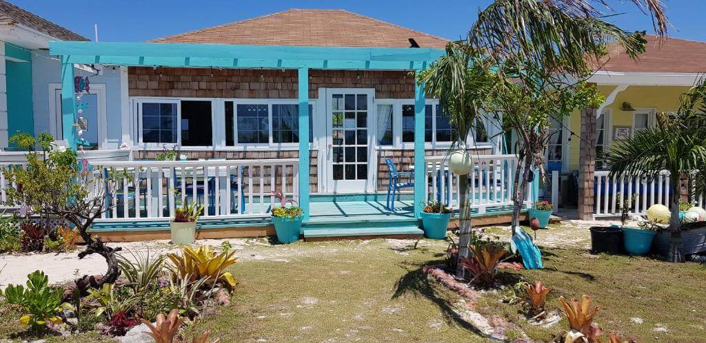 Rollezz Villas Beach Resort Bahamas