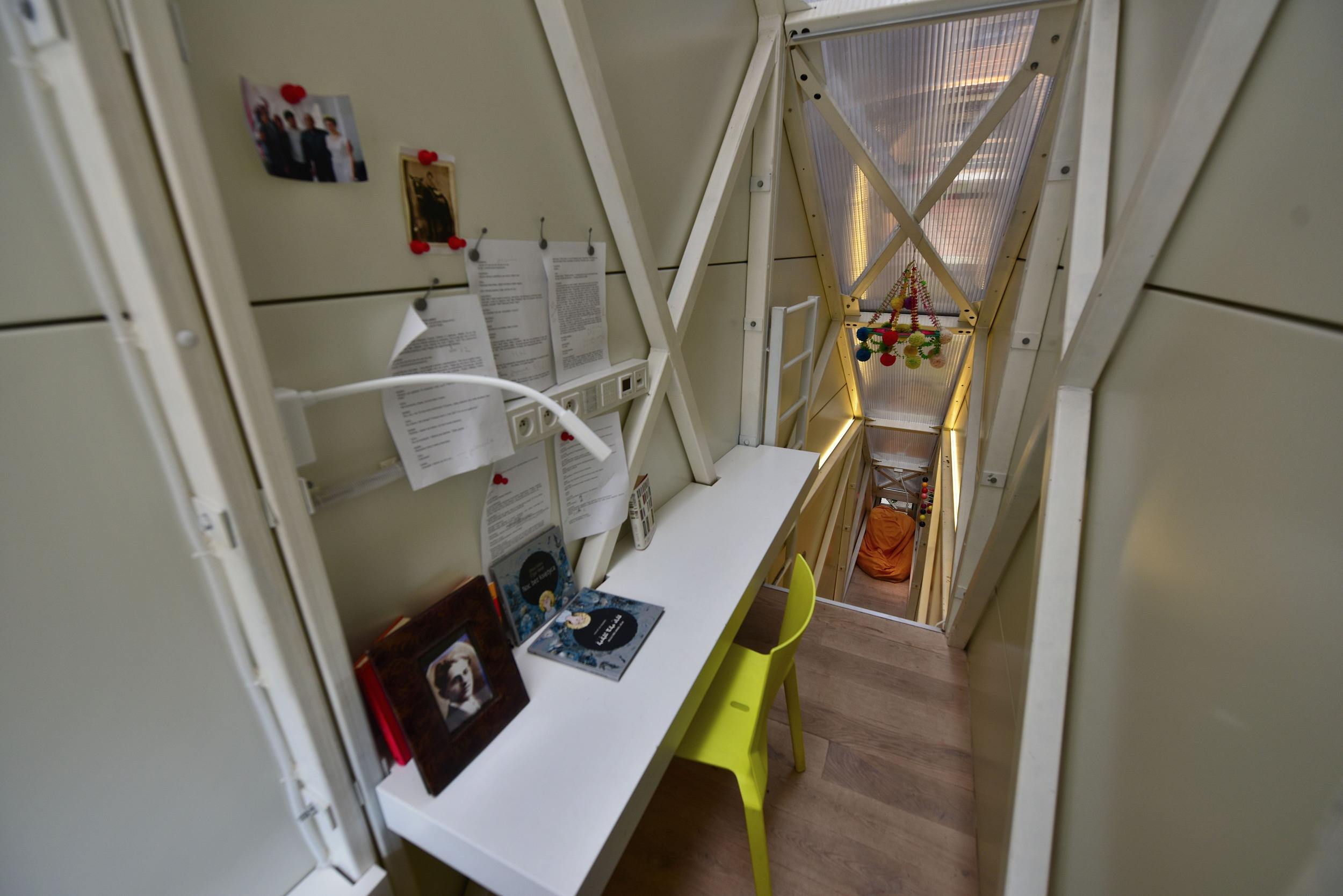 Keret House