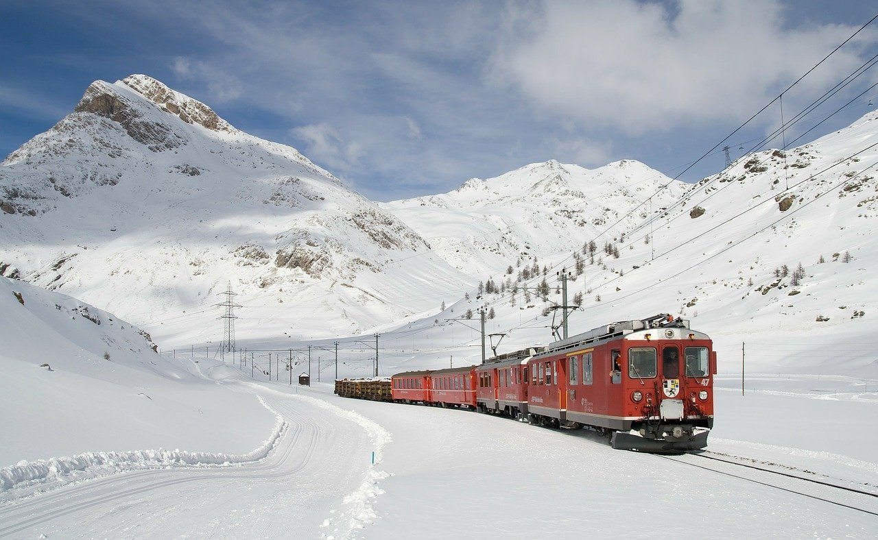 cheap train travel in switzerland