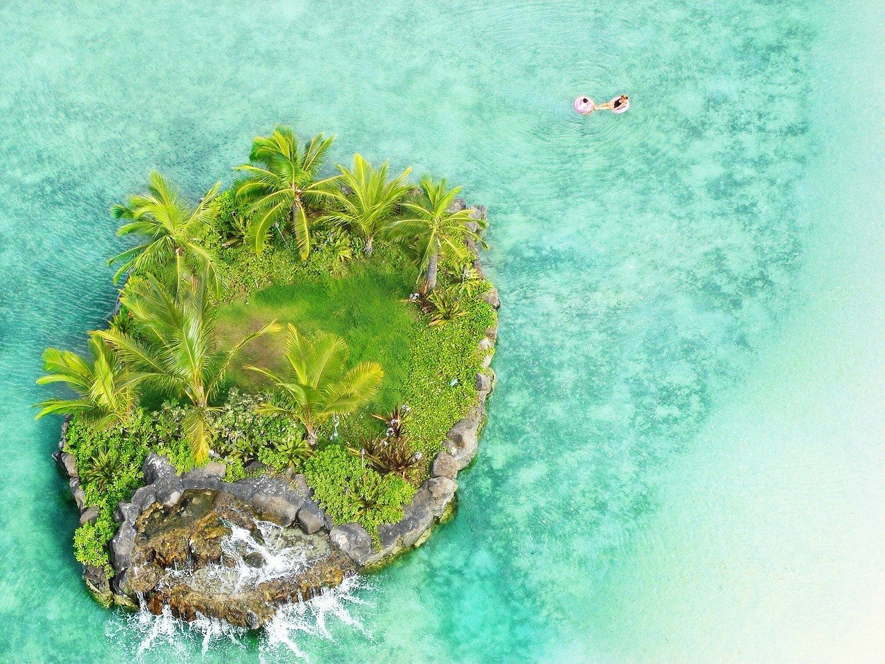 island hopping in hawaii