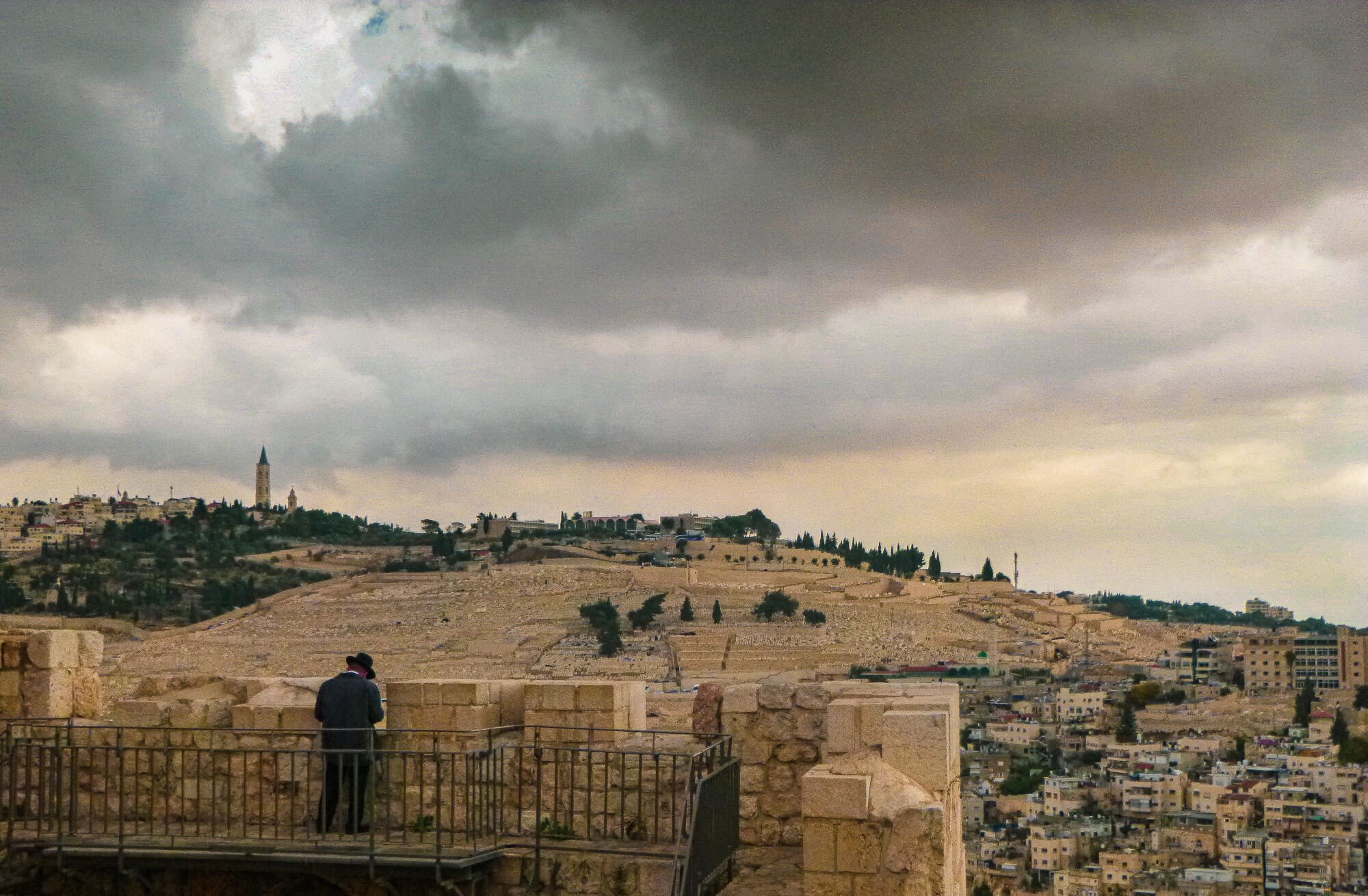 The wall of Jerusalem - top historical place to visit in Israel