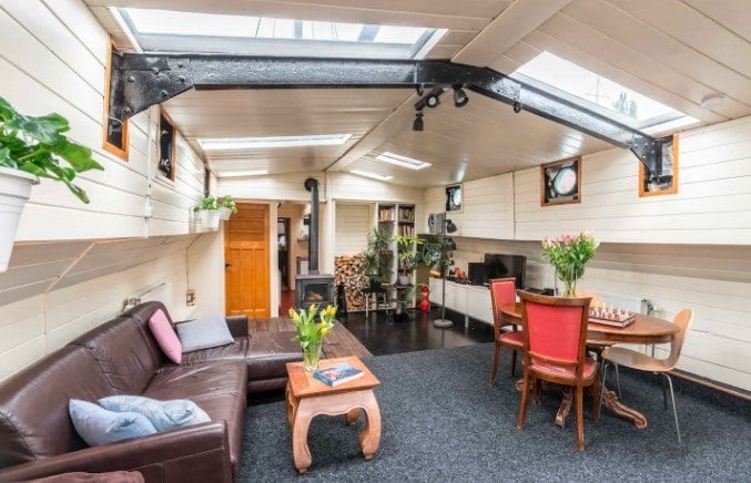 Authentic Houseboat B&B