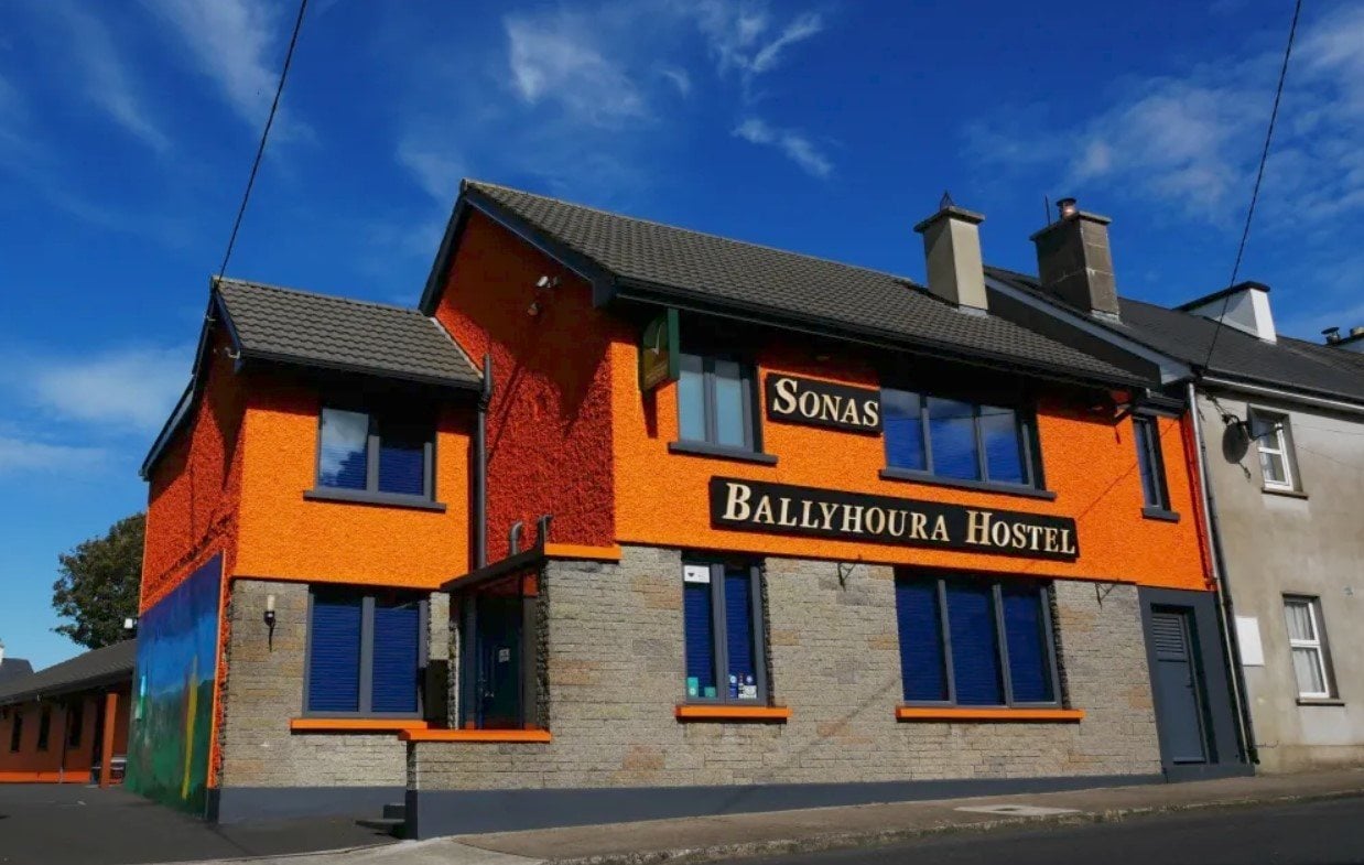 (Ballyhoura Luxury Hostel) best hostels in Limerick