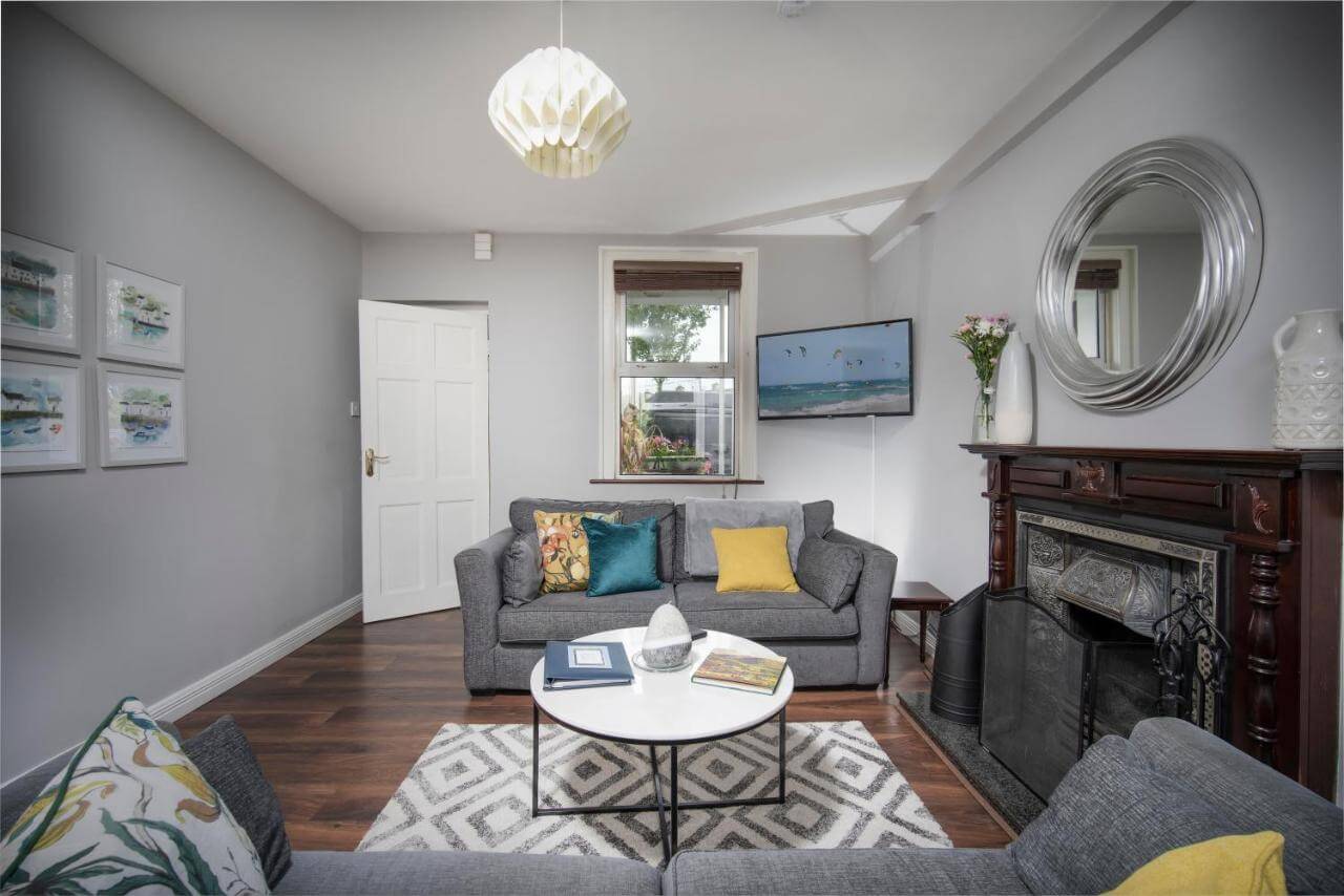 Beautifully Renovated Townhome